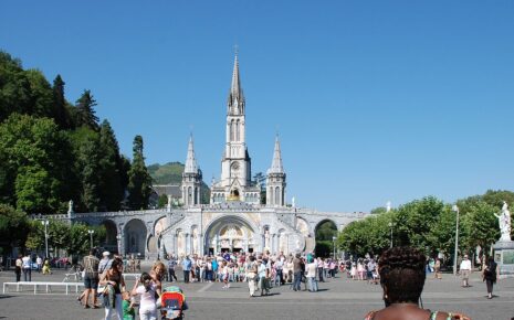 Lourdes France Travel, book a guide lourdes, Excursion Lourdes